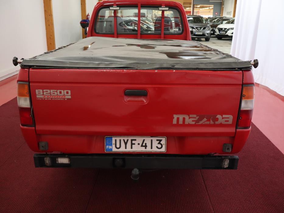 MAZDA B2500 2002