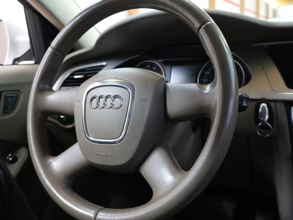 AUDI A4 2009