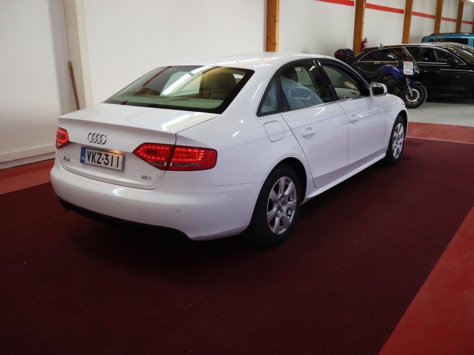 AUDI A4 2009