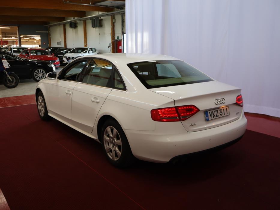 AUDI A4 2009