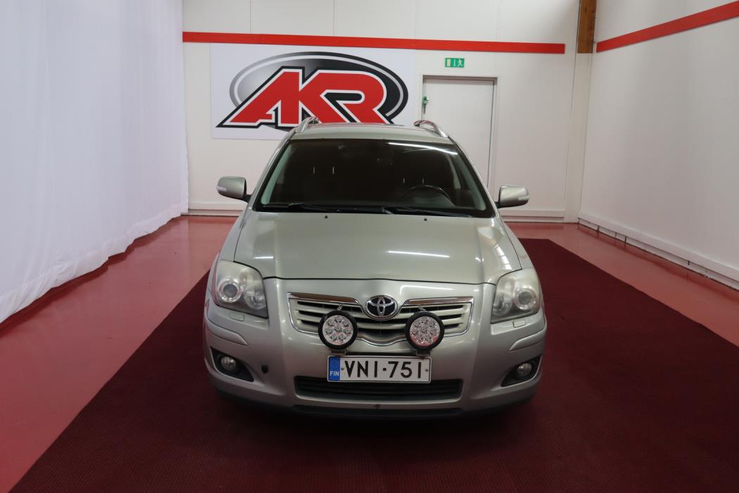 TOYOTA Avensis 2006