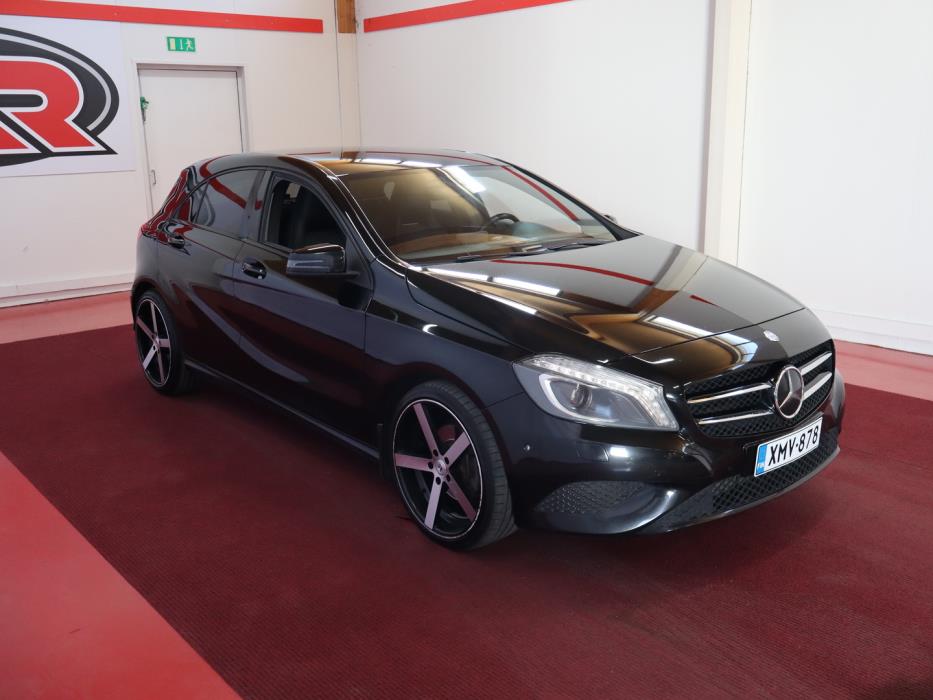 MERCEDES-BENZ A 2013