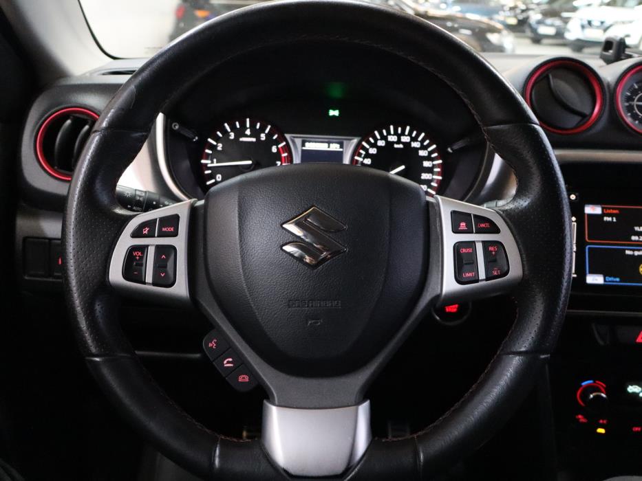 SUZUKI Vitara 2016