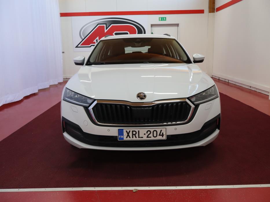 SKODA OCTAVIA 2022