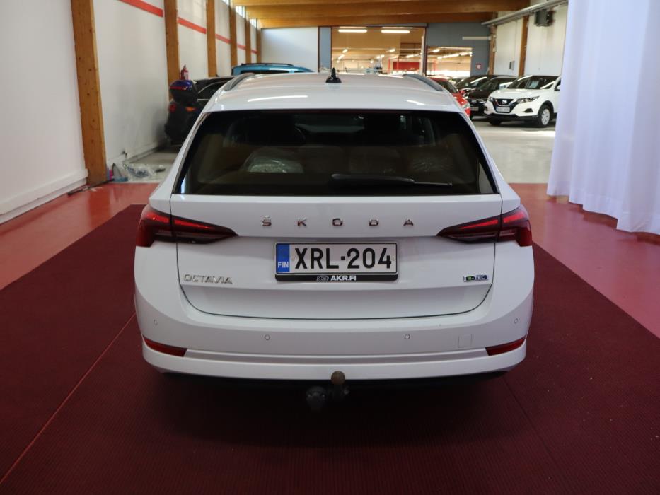 SKODA OCTAVIA 2022