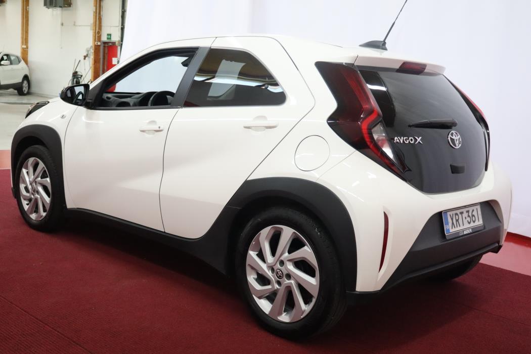 TOYOTA Aygo X 2023