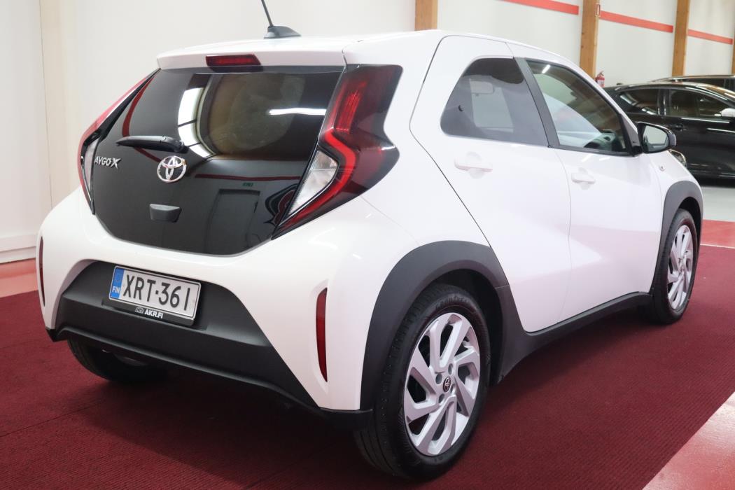 TOYOTA Aygo X 2023