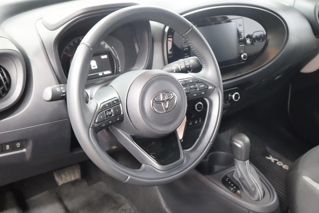 TOYOTA Aygo X 2023