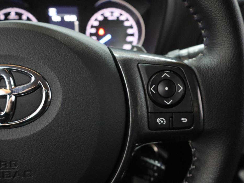 TOYOTA Yaris 2020