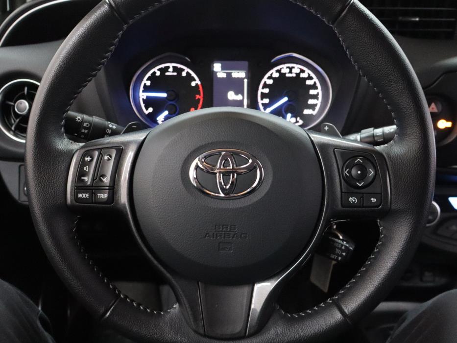 TOYOTA Yaris 2020