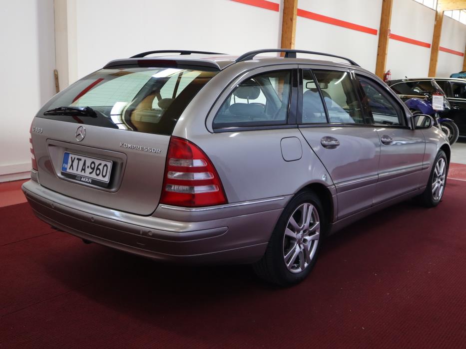 MERCEDES-BENZ C 2003
