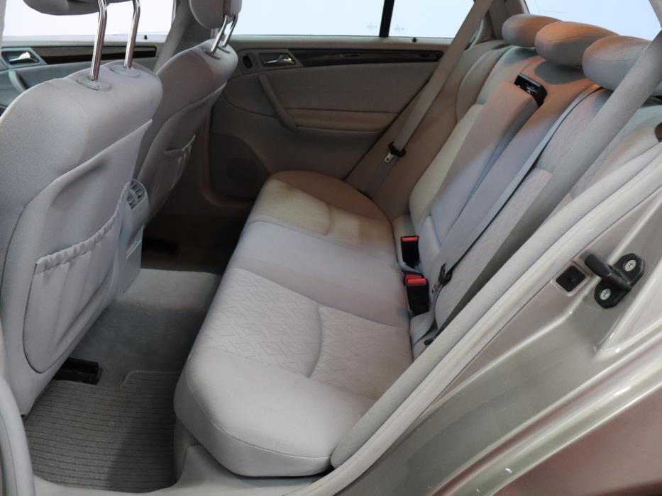MERCEDES-BENZ C 2003
