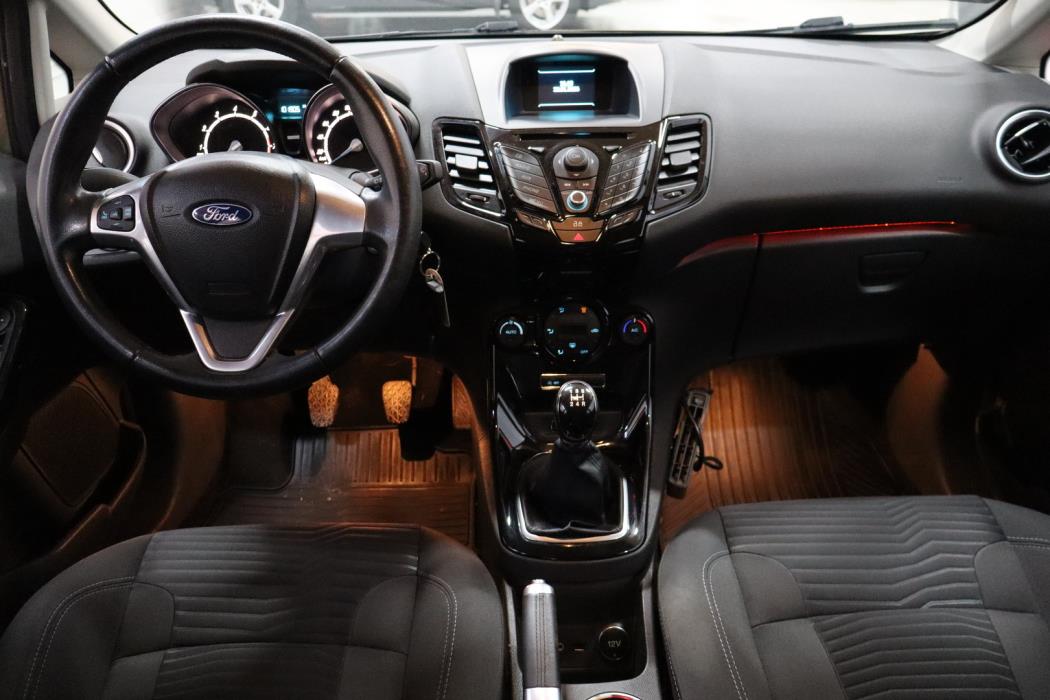 FORD Fiesta 2014