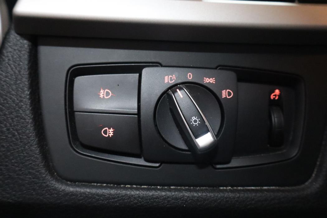 BMW 318 Gran Turismo 2014