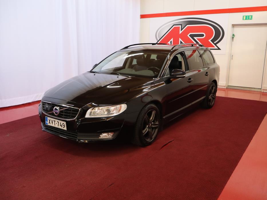 VOLVO V70 2016