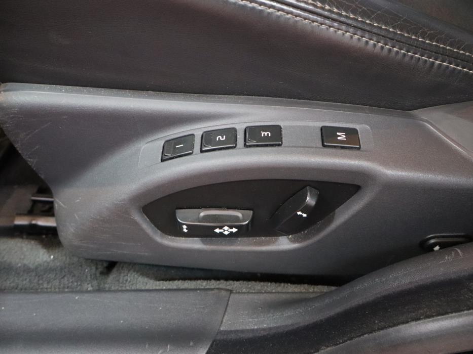 VOLVO V70 2016