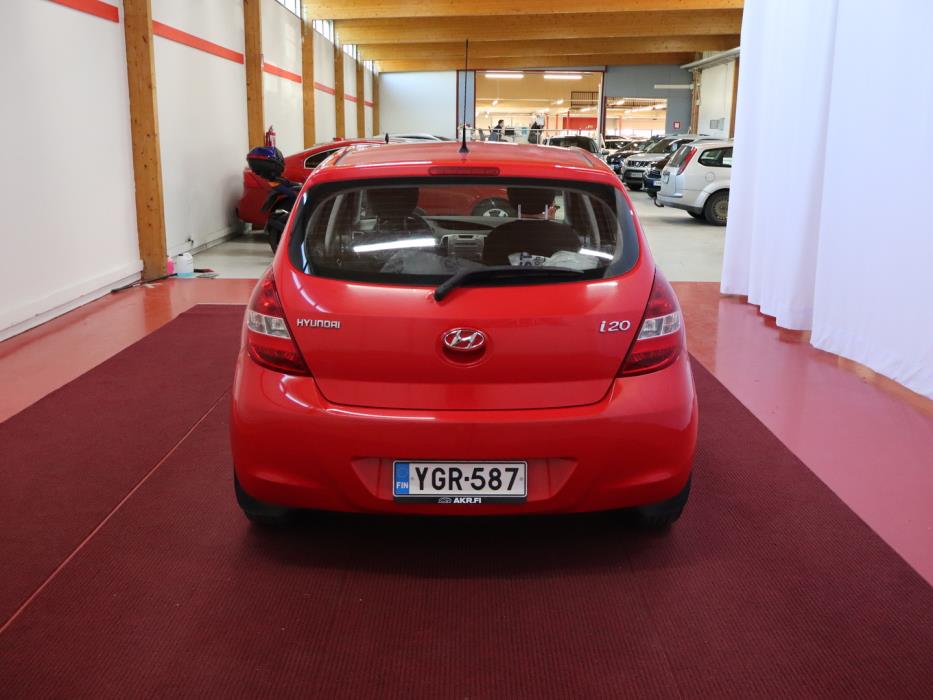 HYUNDAI i20 2011