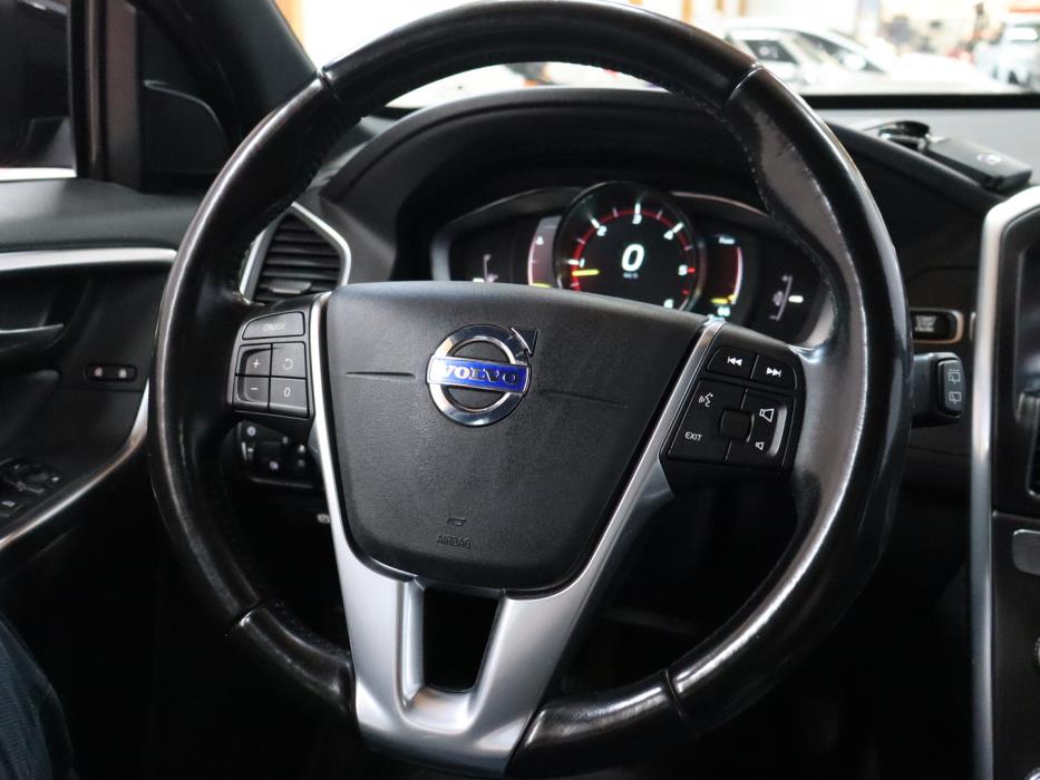 VOLVO XC60 2015