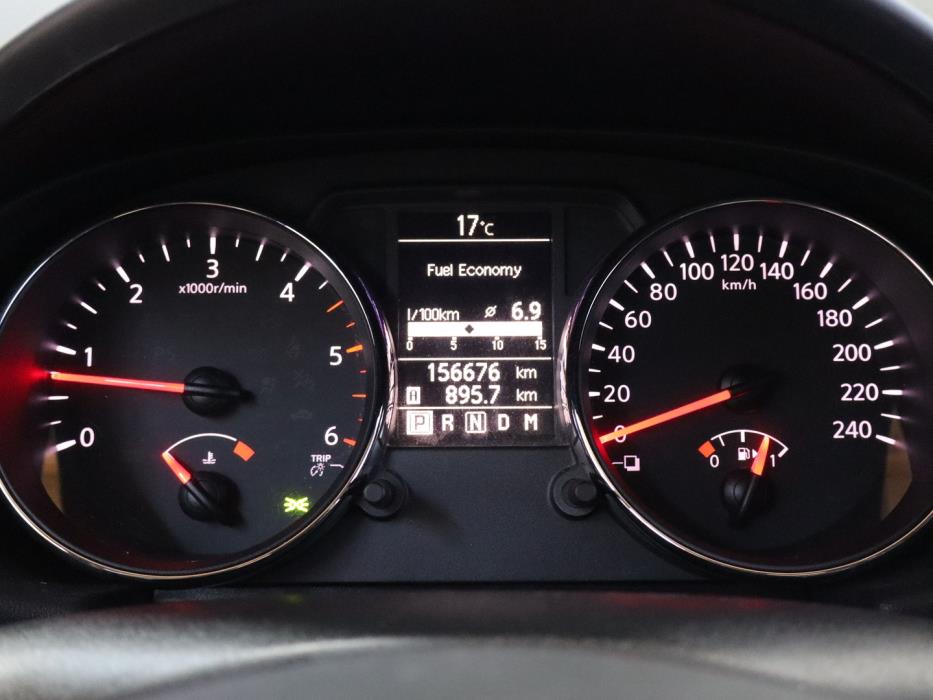 NISSAN Qashqai 2010
