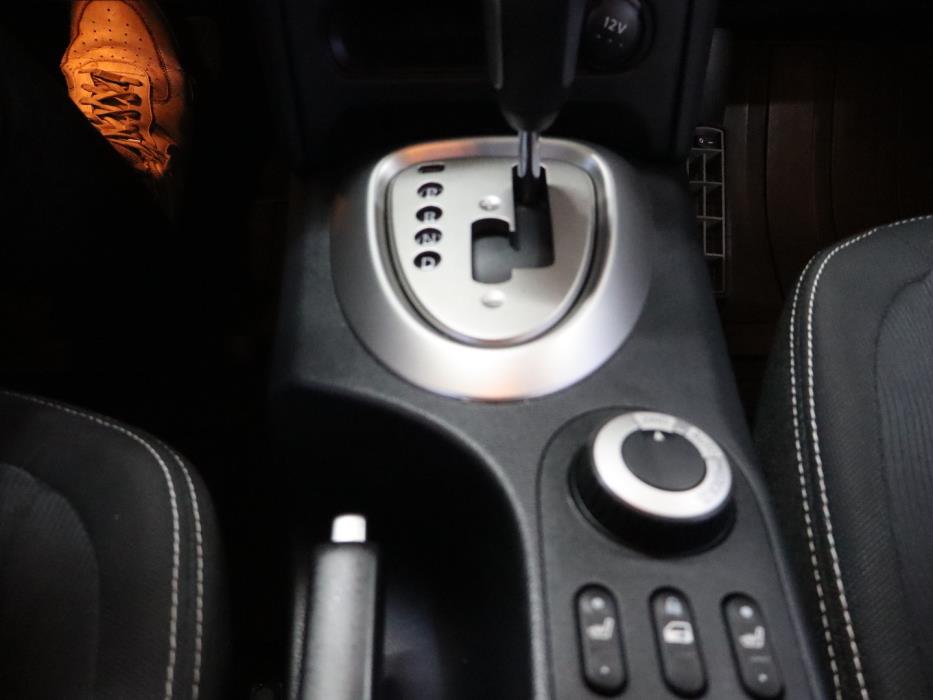 NISSAN Qashqai 2010
