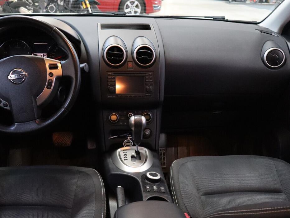 NISSAN Qashqai 2010