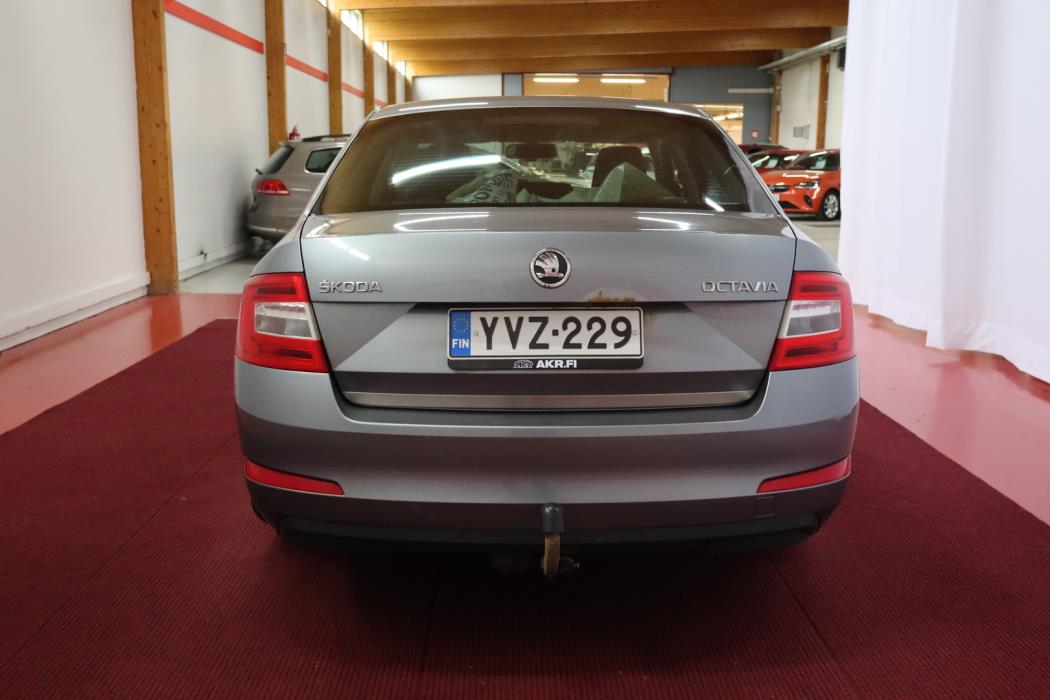 SKODA Octavia 2013