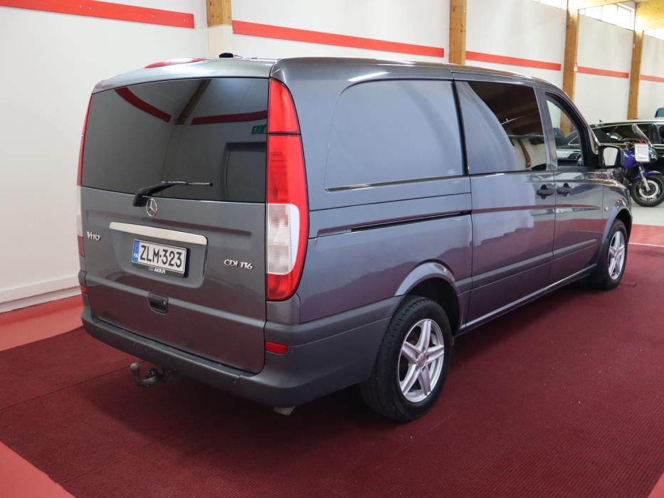 MERCEDES-BENZ Vito 2013