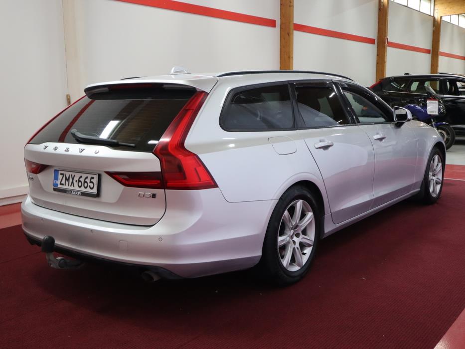 VOLVO V90 2016