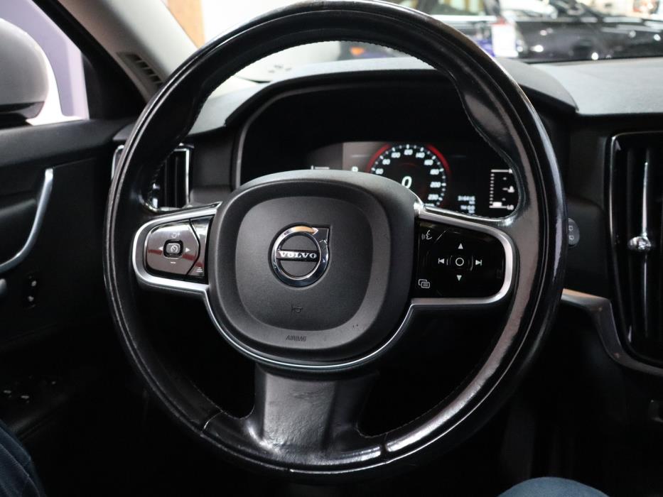 VOLVO V90 2016