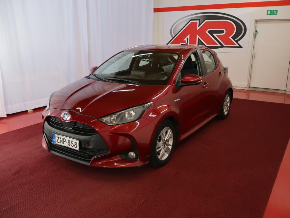 TOYOTA Yaris 2021