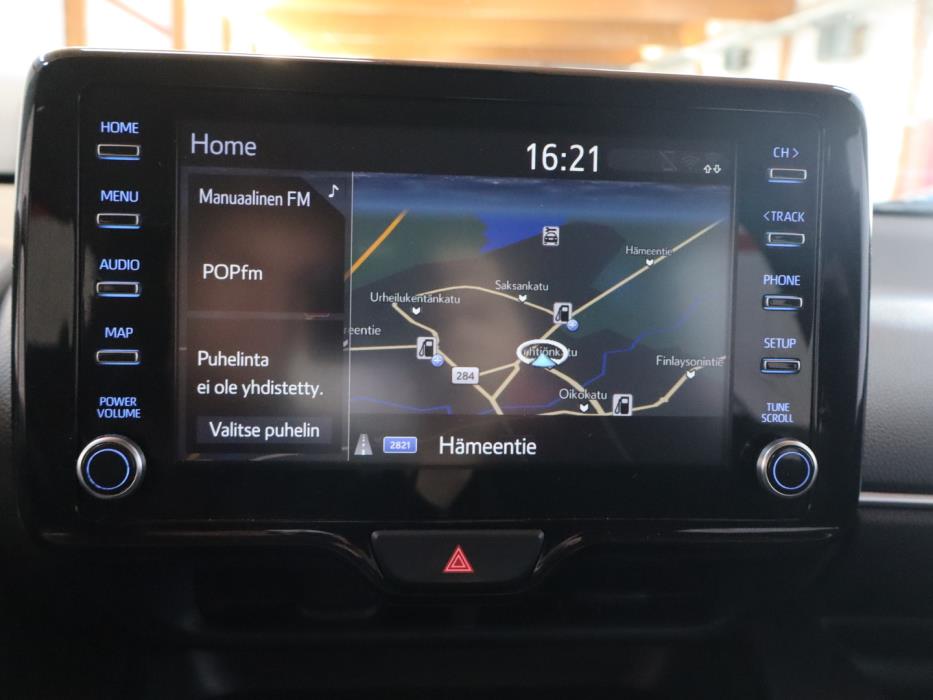 TOYOTA Yaris 2021