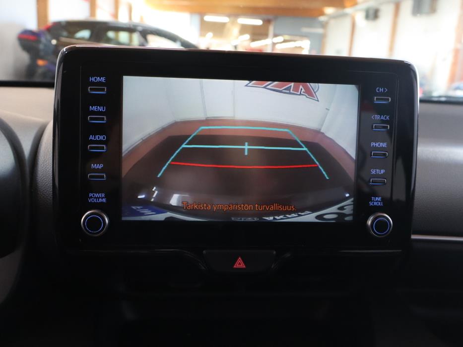 TOYOTA Yaris 2021