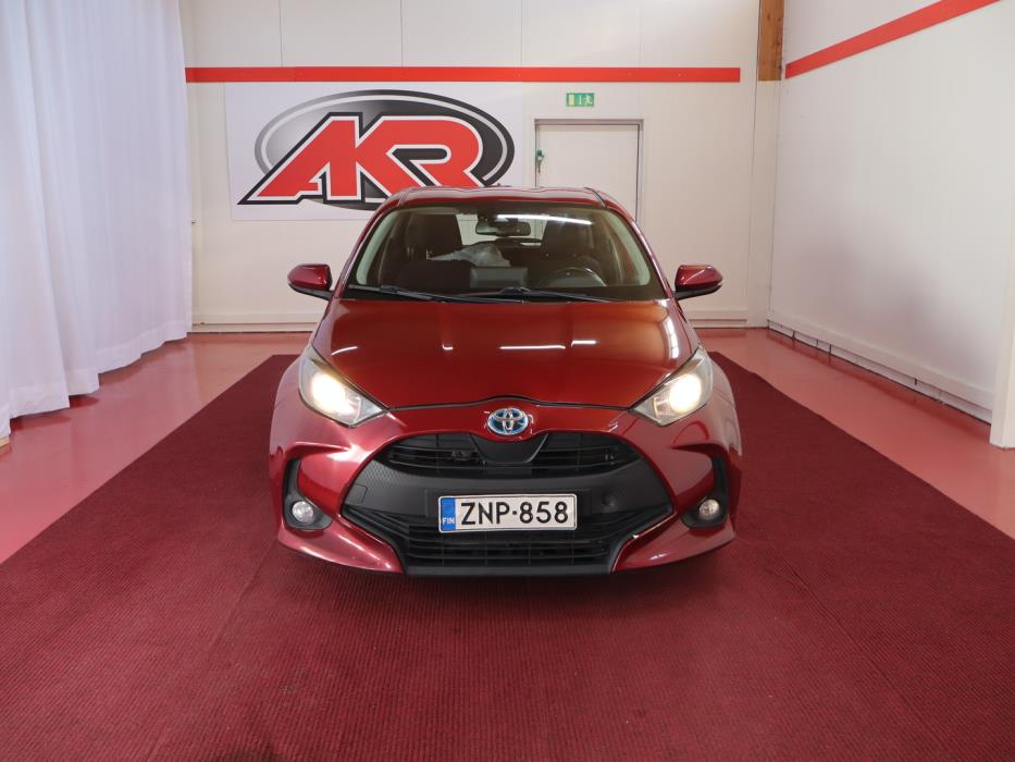 TOYOTA Yaris 2021