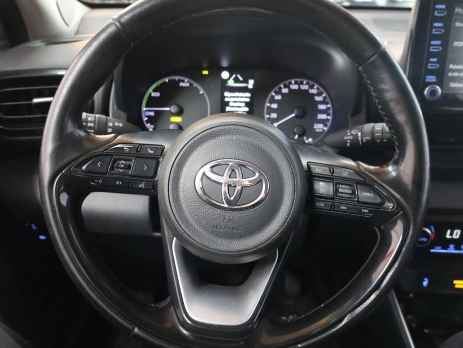 TOYOTA Yaris 2021