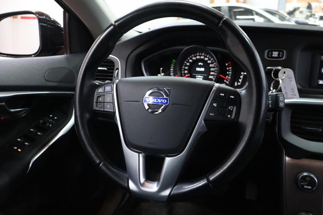 VOLVO V40 Cross Country 2014