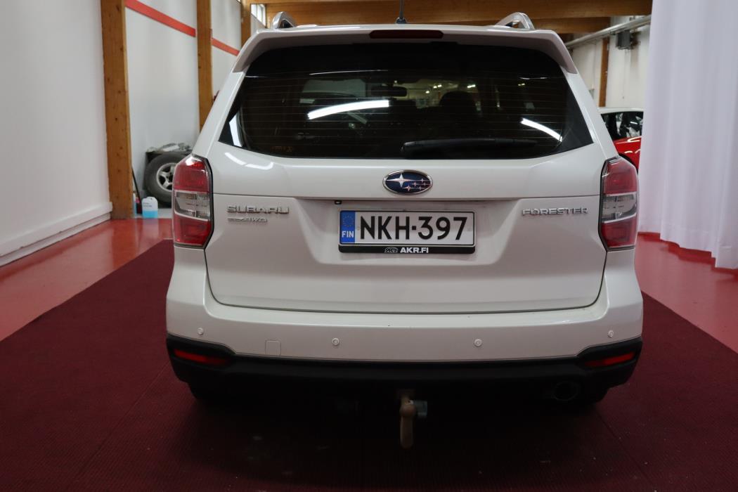 SUBARU Forester 2014