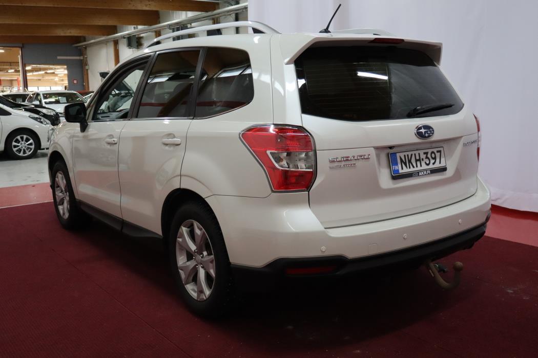 SUBARU Forester 2014