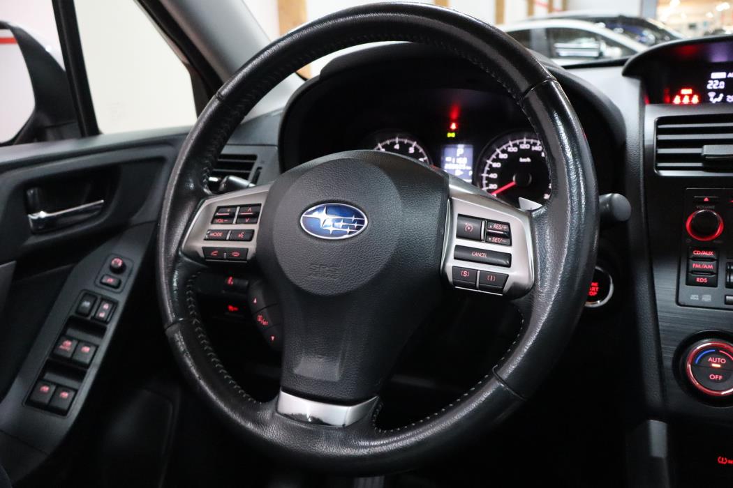 SUBARU Forester 2014