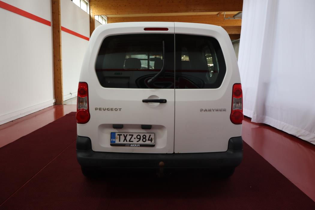 PEUGEOT Partner 2013