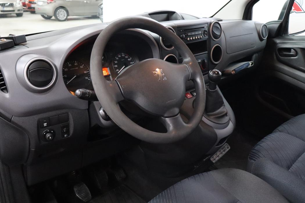 PEUGEOT Partner 2013