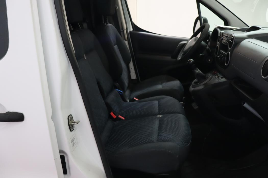 PEUGEOT Partner 2013