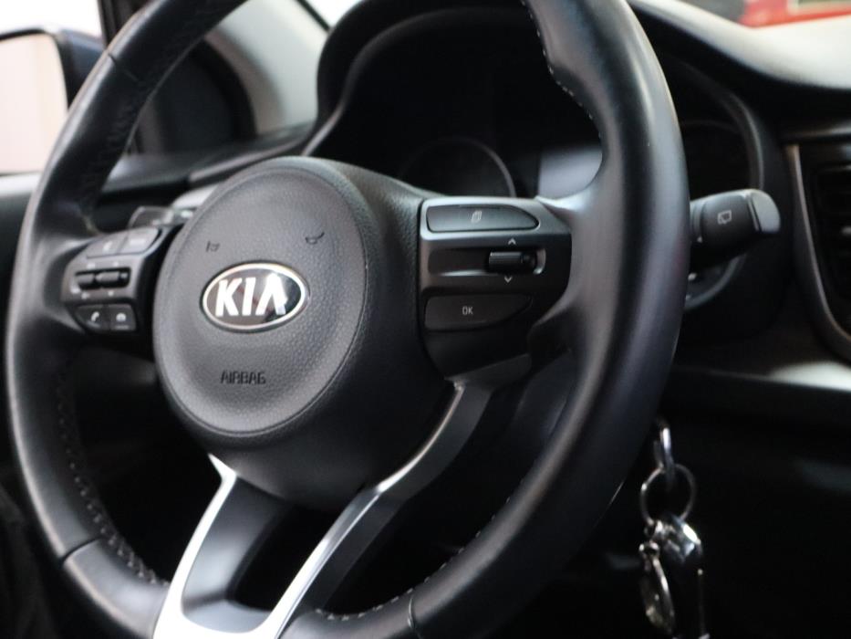 KIA Rio 2021