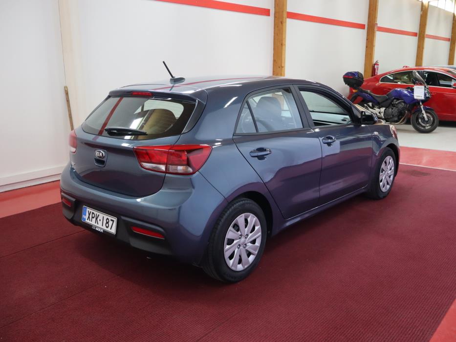 KIA Rio 2021