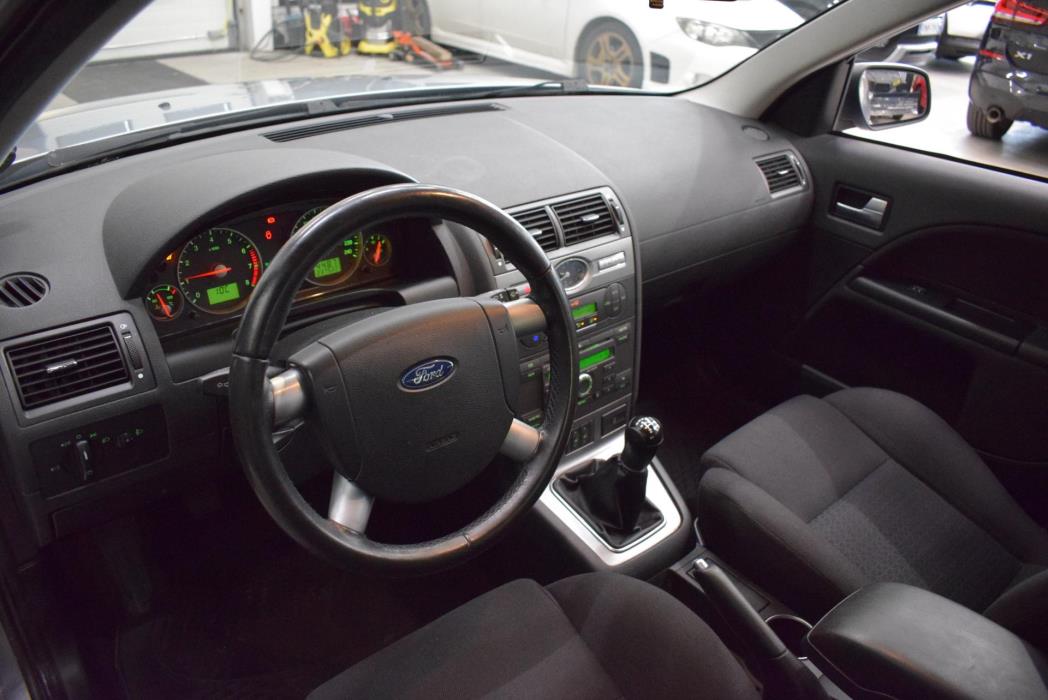 FORD Mondeo 2005