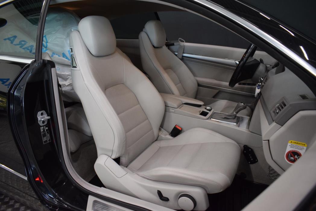 MERCEDES-BENZ E 2011