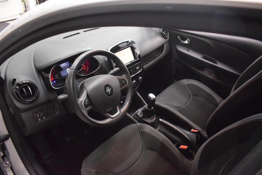 RENAULT Clio 2016