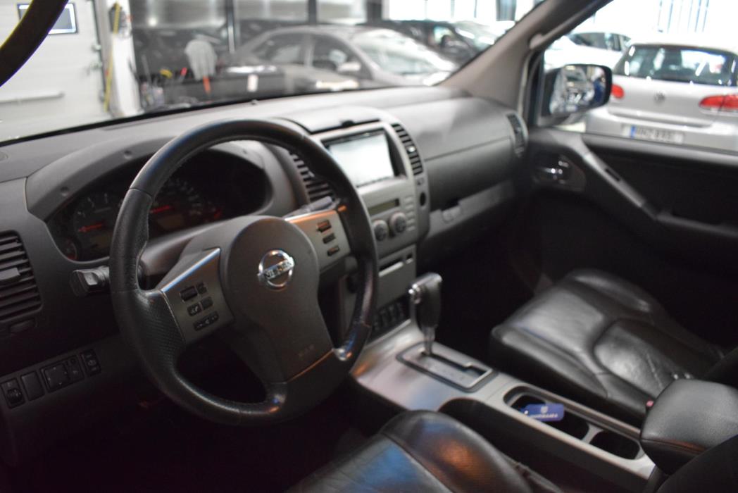 NISSAN Navara 2007