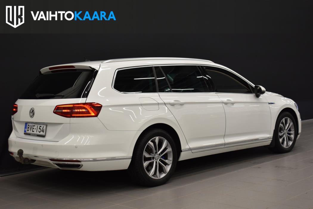 VOLKSWAGEN Passat 2016