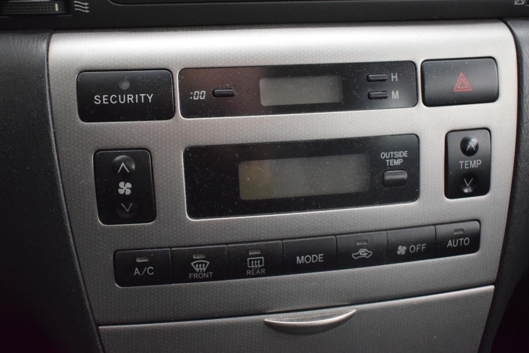 TOYOTA Corolla 2004