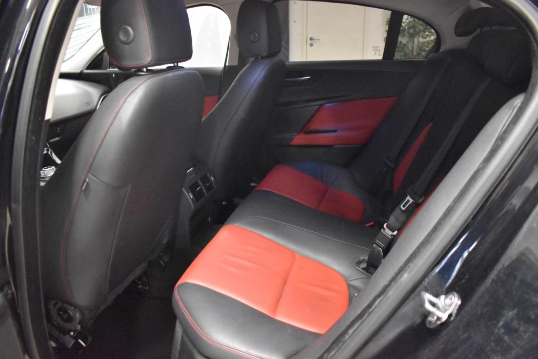 JAGUAR XE 2016